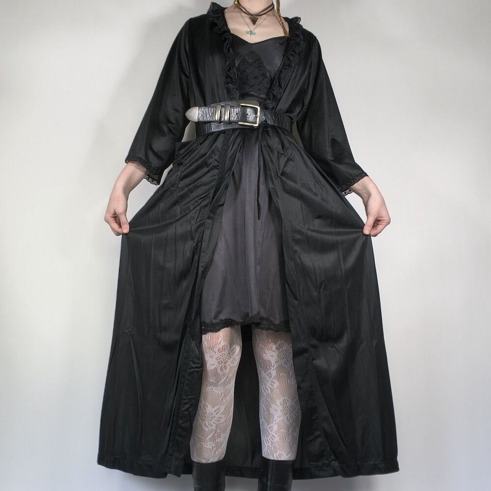 Vintage Lace Lined Housecoat